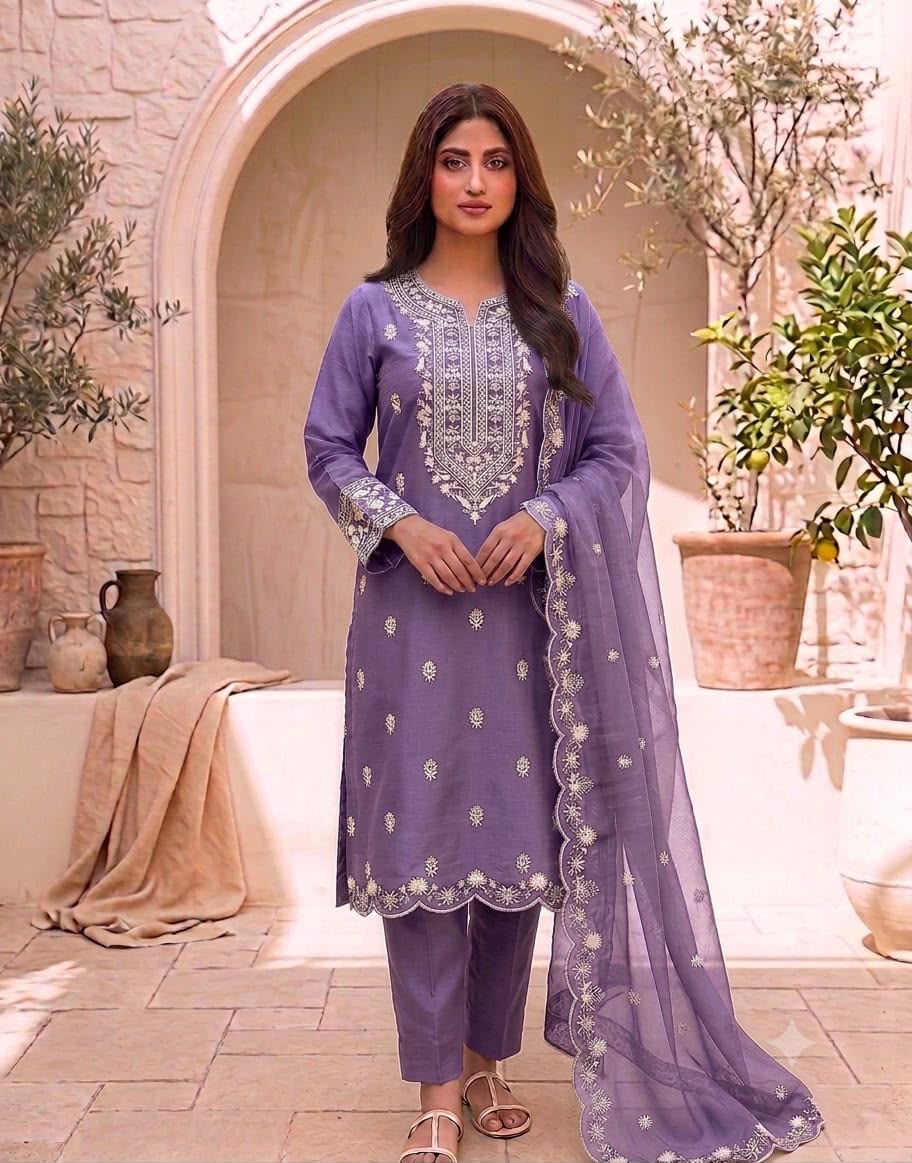BAREEZE EMBRIODERY 3 PIECE LAWN