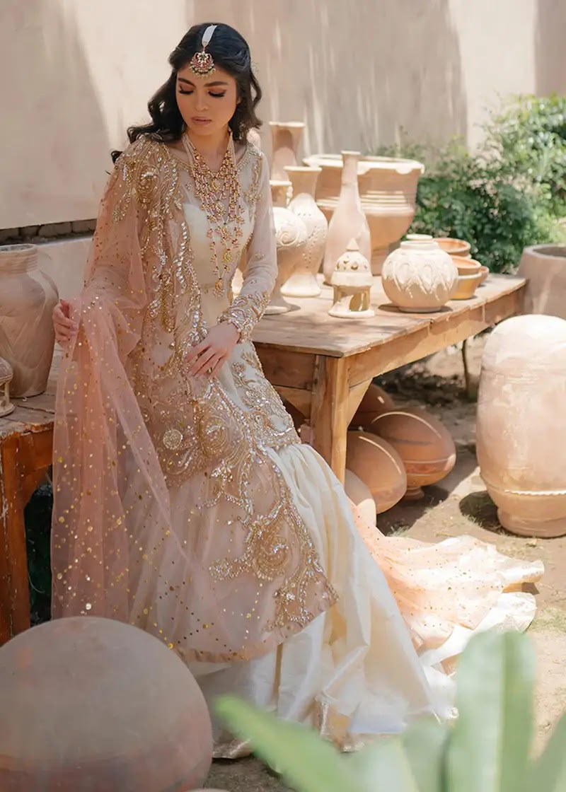 NAMEERA – 3 piece suit