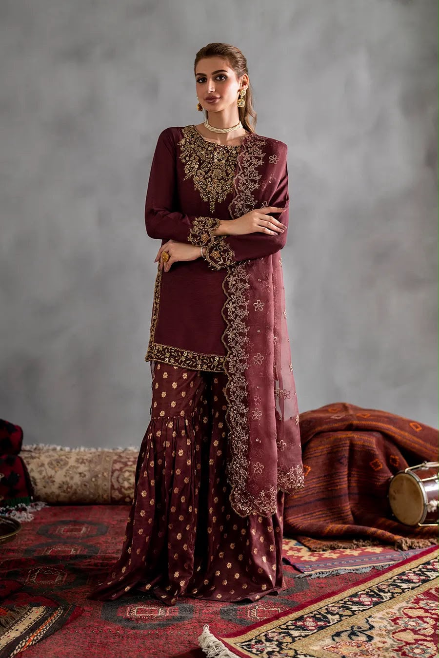 IZNIK – UNSTITCHED 3 PIECE SUIT