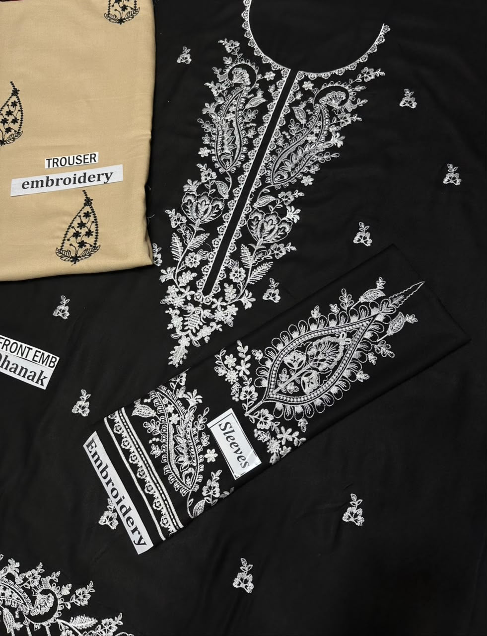 PEZWAAN – WINTER DHANAK 3 PIECE SUIT