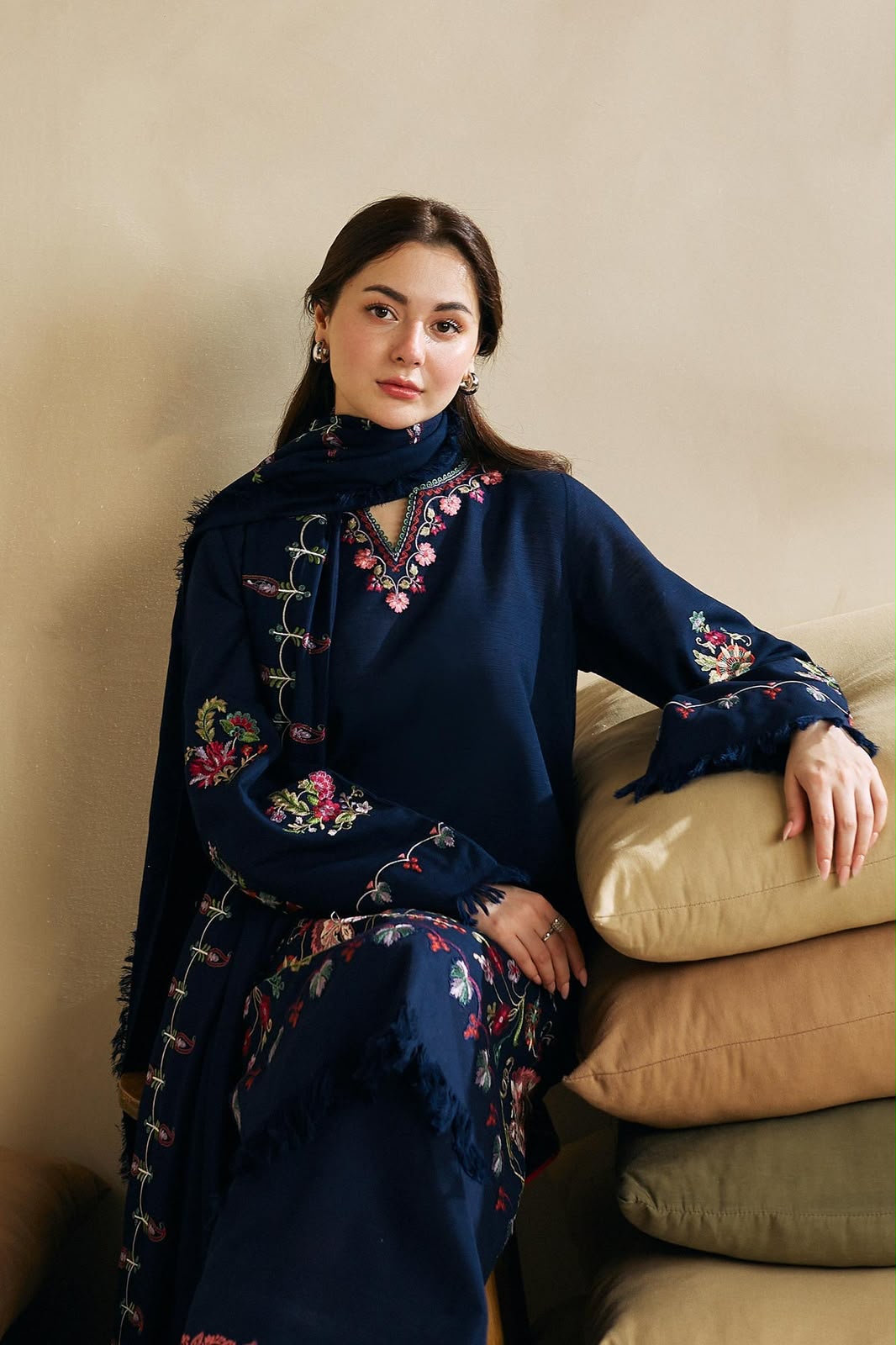 QALAMKAR – PREMIUM 3PC DHANAK SUIT