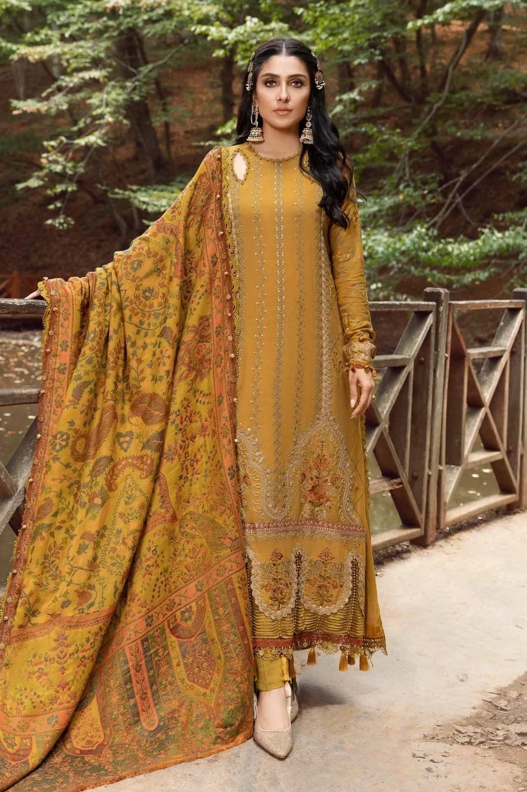 MARIA B – WINTER DHANAK Premium 3PC Suit