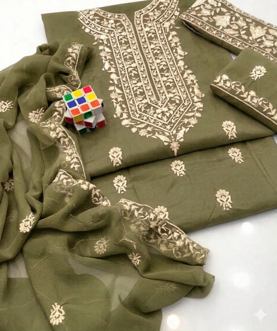 BAREEZE EMBRIODERY 3 PIECE LAWN