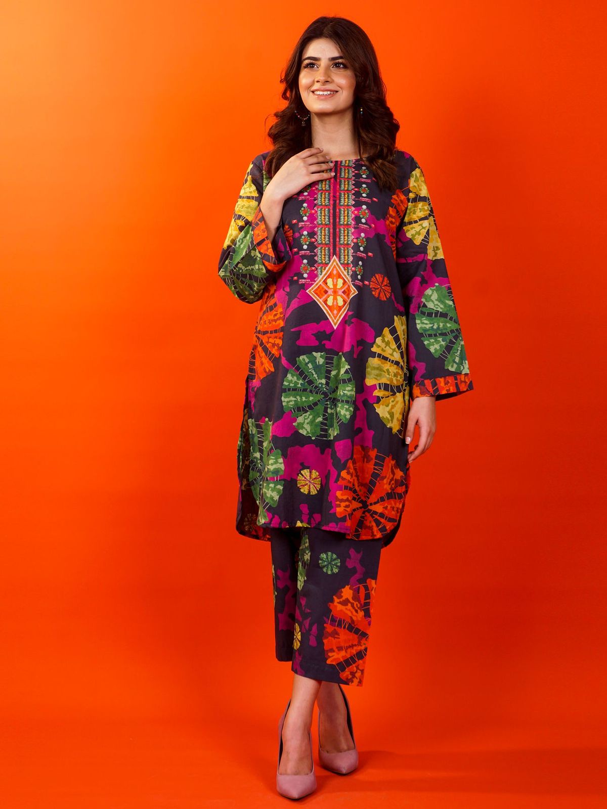 Limelight – Unstitched 3-Piece Suit