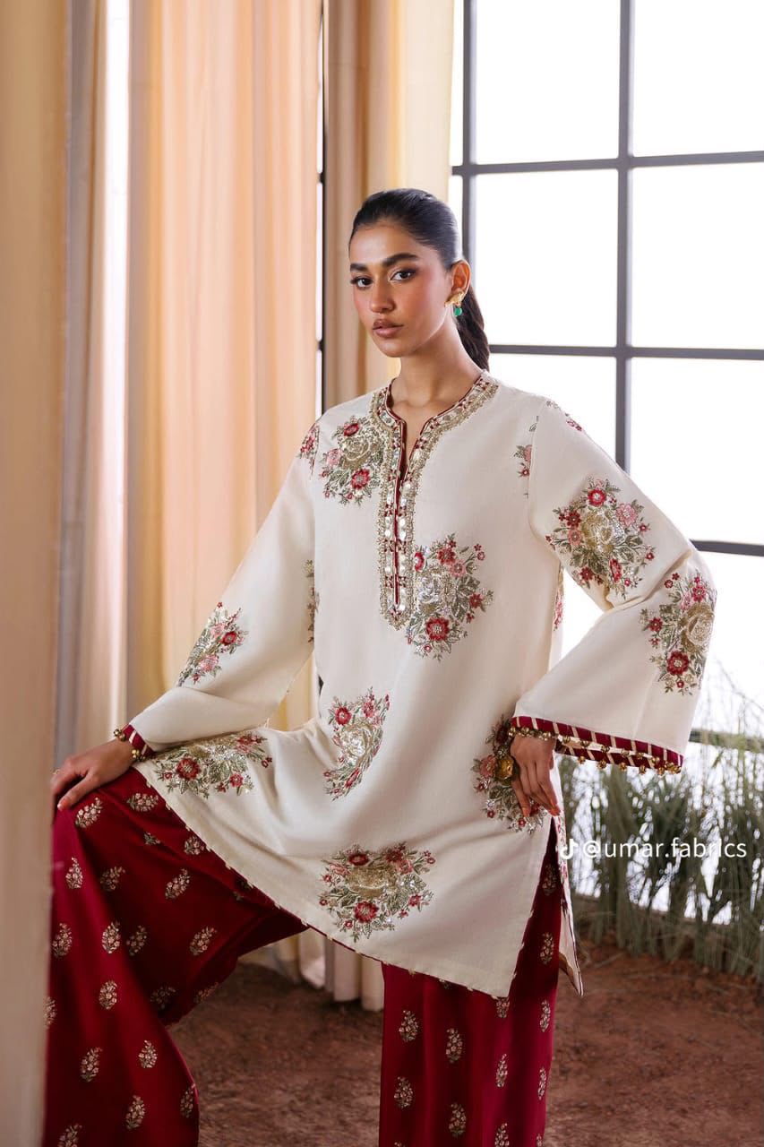 ETHNIC – Summer Lawn  Unstitched 3-Piece Suit