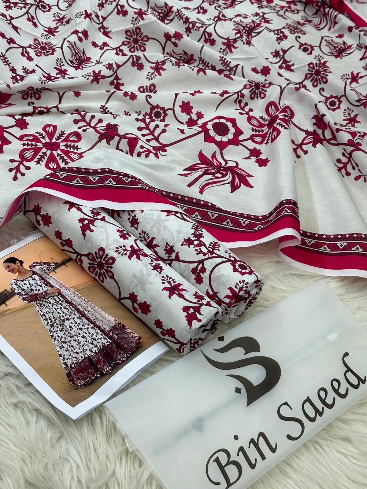 Unstitched 3-Piece Luxury Lawn Suit