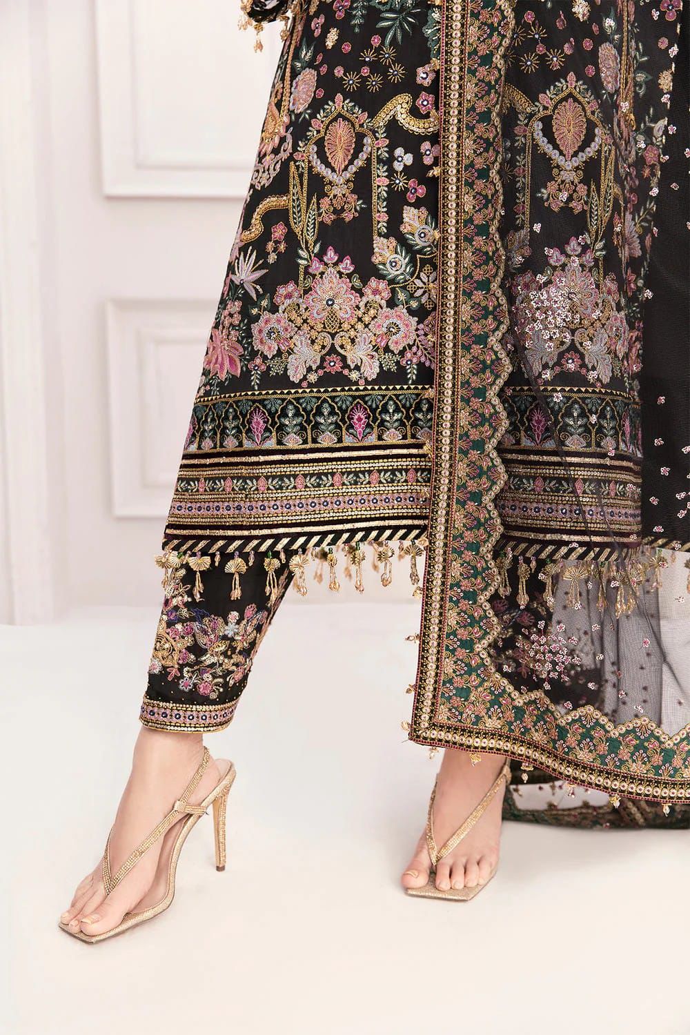 Baroque – Heavy Embroidered Formal Bridal Collection (Black)