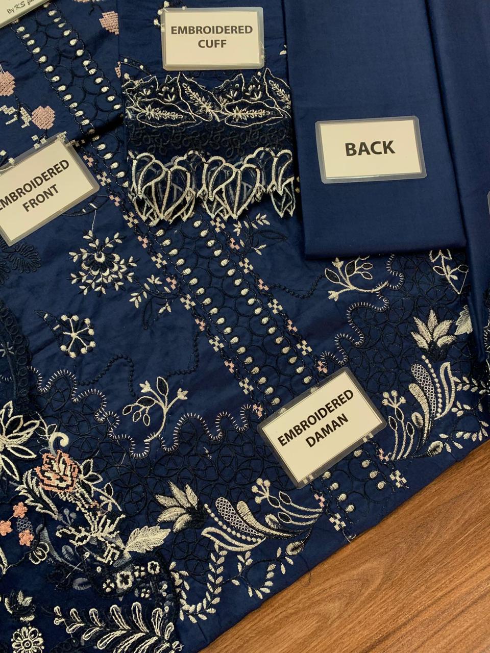 QALAMKAR – Chikankari 3 piece suit