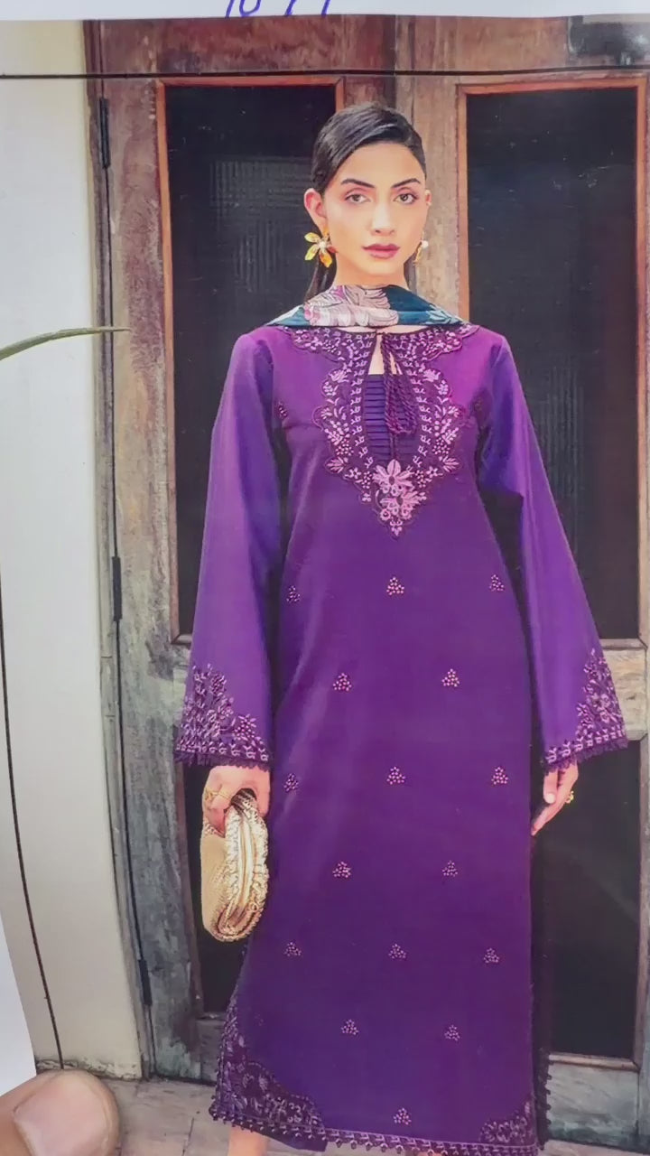 IZEL– PREMIUM 3PC  DHANAK SUIT